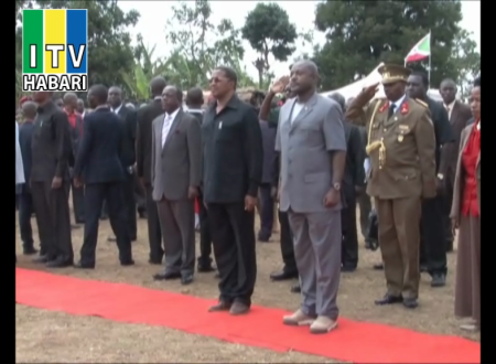 Rais Jakaya Kikwete na rais Pierre Nkurunziza Wazindua alama za mipaka.
