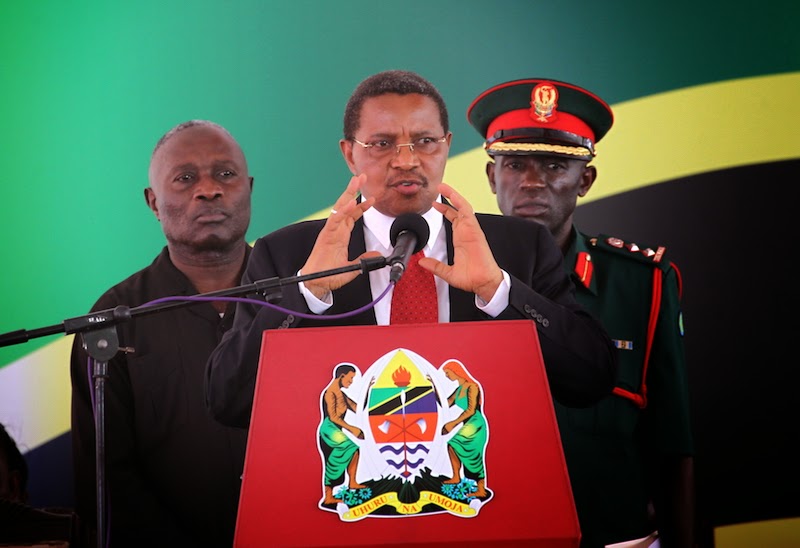 Rais Kikwete amevitaka vyombo vya upelelezi kutokukurupuka kwa kupeleka kesi mahakamani.