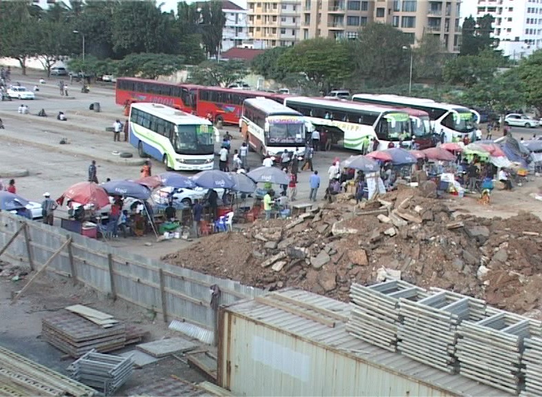 Uwekaji wa vifusi ubungo washangaza watumiaji wa kituo.
